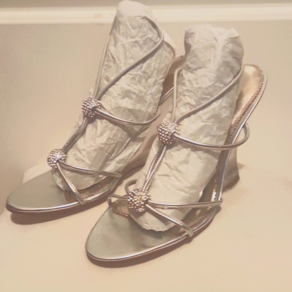 Michael silver clear sandal heel w/ crystal balls. Size 7. BRAND NEW NEVER WORN! - Picture 1 of 6